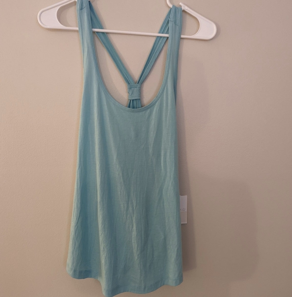 NWT Beyond Yoga Blue Cinchback Tank Top Medium $48